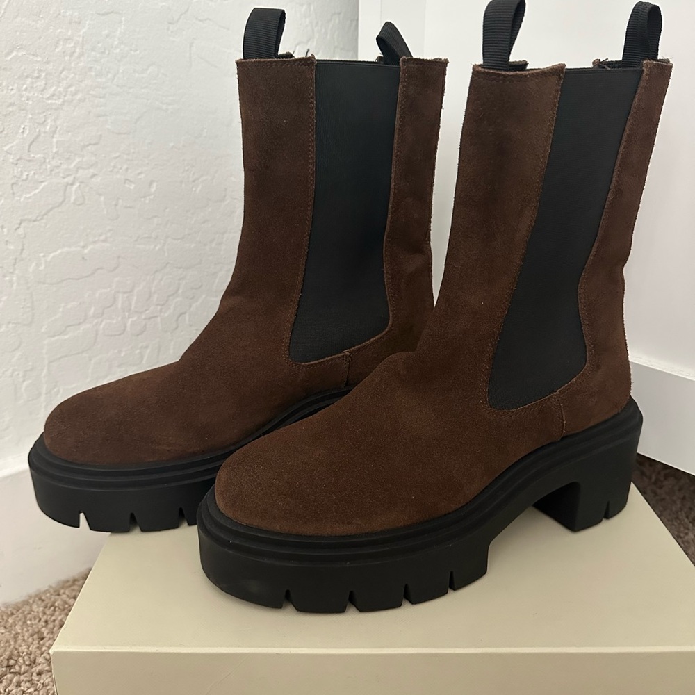 Steve Madden Brown Heeled Boots with Chunky Heel